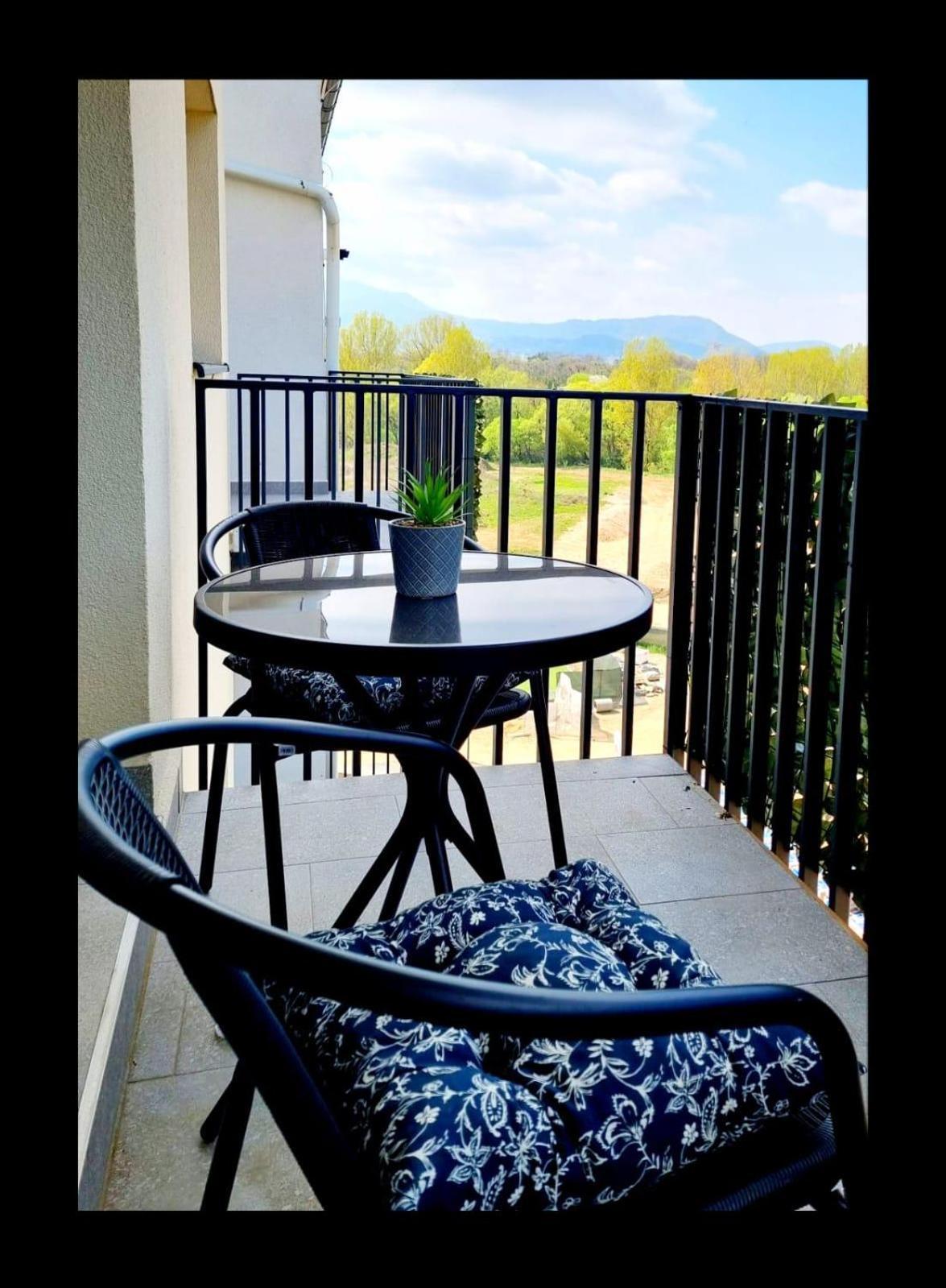 Mountain Breeze Luxury Apartment Ac & Parcare Privata 브라쇼브 외부 사진